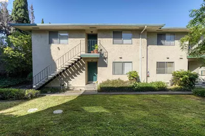 16298 Foothill Blvd, Castro Valley, CA 94578 - Photo 3