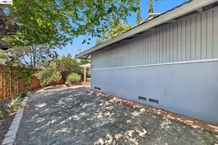 908 Norfolk Rd, Livermore, CA 94551 - Photo 31