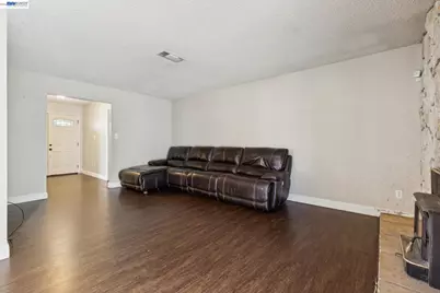 502 Shrike Ct, Suisun City, CA 94585 - Photo 23