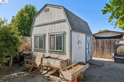 502 Shrike Ct, Suisun City, CA 94585 - Photo 41