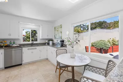 610 Prospect Ave, Oakland, CA 94610 - Photo 19