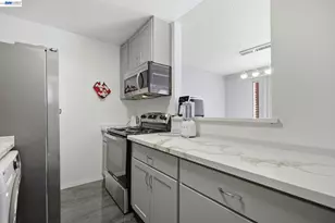 1740 Laguna St, Concord, CA 94520 - Photo 9
