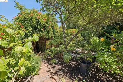 1934 Santa Clara St, Richmond, CA 94804 - Photo 39