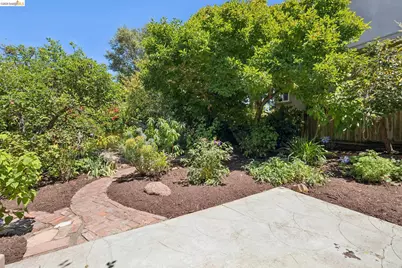 1934 Santa Clara St, Richmond, CA 94804 - Photo 25