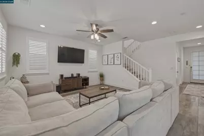 1669 Macias Pl, Mountain House, CA 95391 - Photo 7