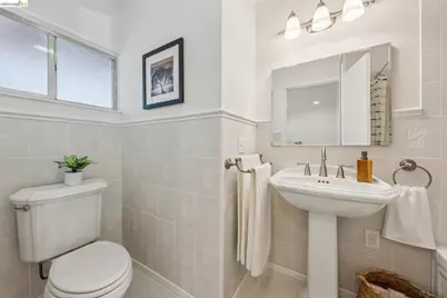 423 Pacific Ave, Piedmont, CA 94611 - Photo 31