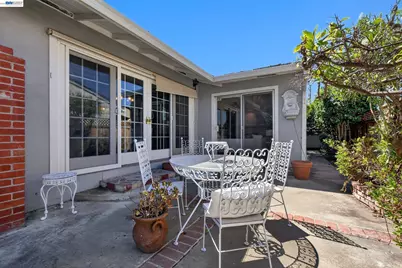 30696 Brae Burn Ave, Hayward, CA 94544 - Photo 19
