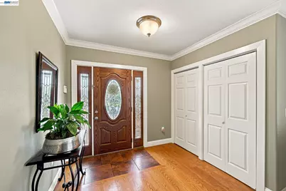 18275 Carlton Ave, Castro Valley, CA 94546 - Photo 5