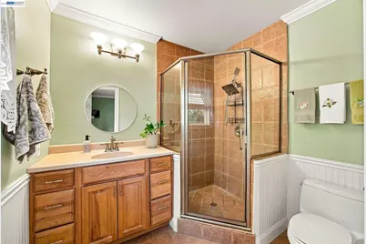 18275 Carlton Ave, Castro Valley, CA 94546 - Photo 15