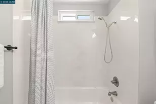 17242 Via El Cerrito, San Lorenzo, CA 94580 - Photo 27