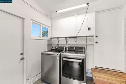 17242 Via El Cerrito, San Lorenzo, CA 94580 - Photo 29
