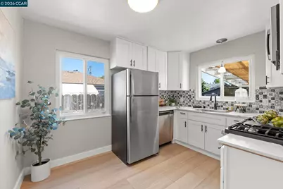 17242 Via El Cerrito, San Lorenzo, CA 94580 - Photo 11