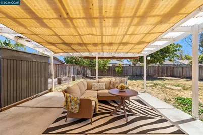 17242 Via El Cerrito, San Lorenzo, CA 94580 - Photo 13