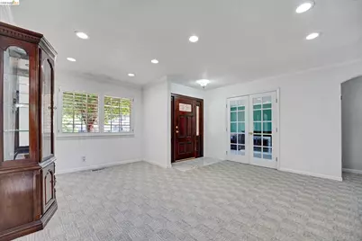 4793 Woodthrush Ct, Pleasanton, CA 94566 - Photo 5