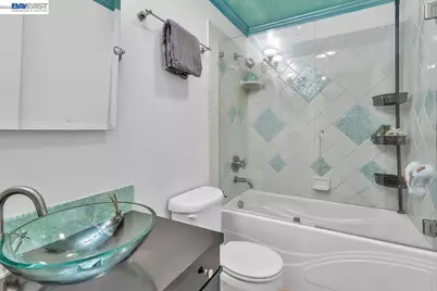 7 Embarcadero #312, Oakland, CA 94607 - Photo 19
