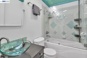 7 Embarcadero, Oakland, CA 94607 - Photo 19