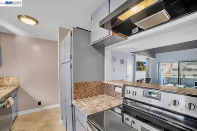 7 Embarcadero #312, Oakland, CA 94607 - Photo 13