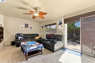 20927 Nunes Ave, Castro Valley, CA 94546 - Photo 7