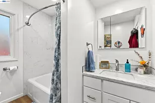 20927 Nunes Ave, Castro Valley, CA 94546 - Photo 15