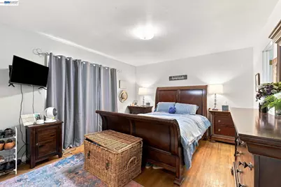 20927 Nunes Ave, Castro Valley, CA 94546 - Photo 17