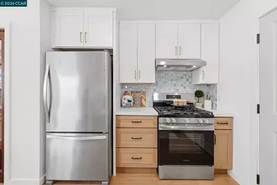 1328 Mesa St, Concord, CA 94518 - Photo 25