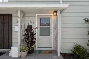 200 Cypress St, Alameda, CA 94501 - Photo 5