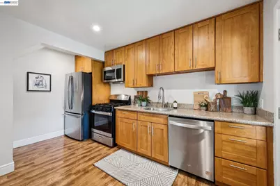 200 Cypress St, Alameda, CA 94501 - Photo 15