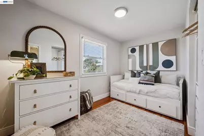 200 Cypress St, Alameda, CA 94501 - Photo 25