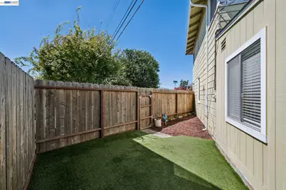 200 Cypress St, Alameda, CA 94501 - Photo 35