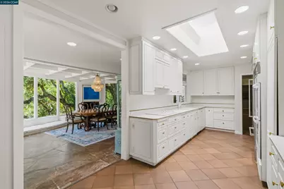 18 Sycamore Rd, Orinda, CA 94563 - Photo 23