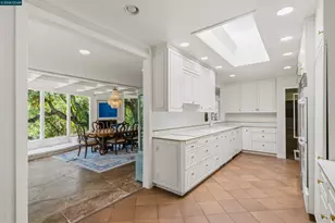 18 Sycamore Rd, Orinda, CA 94563 - Photo 23