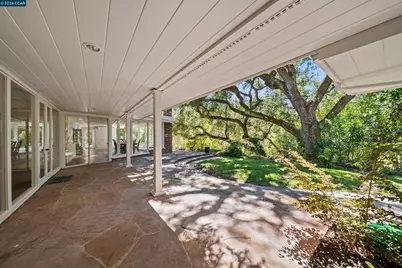 18 Sycamore Rd, Orinda, CA 94563 - Photo 17