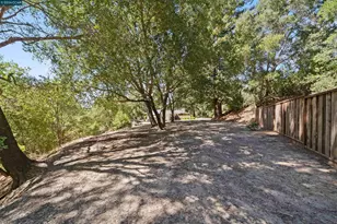 18 Sycamore Rd, Orinda, CA 94563 - Photo 43