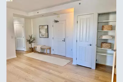 140 Van Ness Ave #529, San Francisco, CA 94103 - Photo 3
