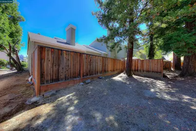 105 Coventry, Hercules, CA 94547 - Photo 49