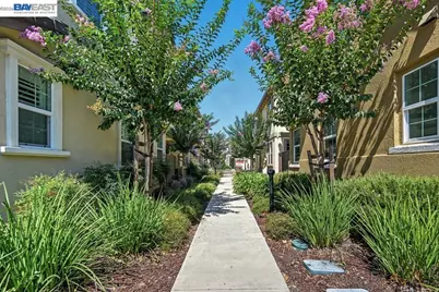 1505 Sylvia St, Hayward, CA 94545 - Photo 21
