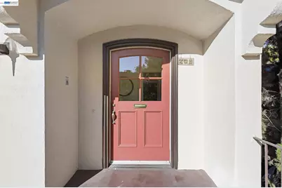 206 Perkins St, Oakland, CA 94610 - Photo 7
