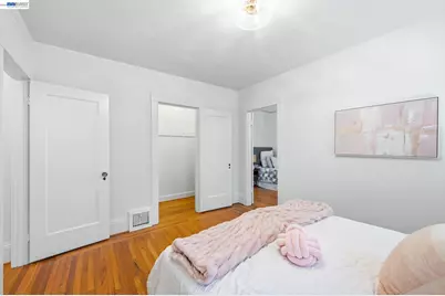 206 Perkins St, Oakland, CA 94610 - Photo 37