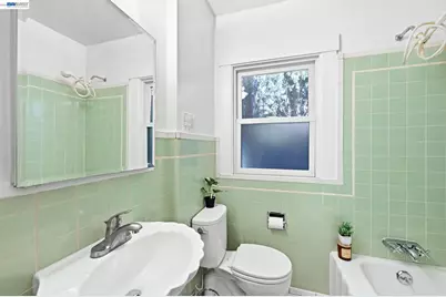 206 Perkins St, Oakland, CA 94610 - Photo 41