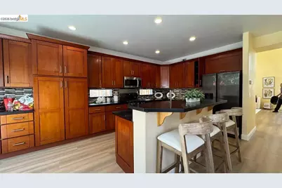 2271 Regatta Way, San Leandro, CA 94579 - Photo 7