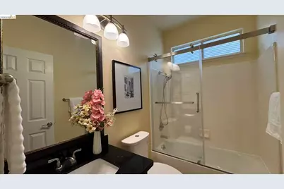 2271 Regatta Way, San Leandro, CA 94579 - Photo 13