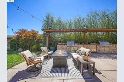 65 Stonebrae Rd, Hayward, CA 94542 - Photo 55