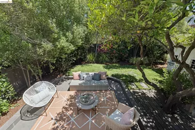 5232 Miles Ave, Oakland, CA 94618 - Photo 31