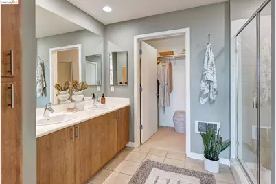 3090 Glascock St #303, Oakland, CA 94601 - Photo 31