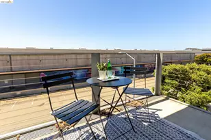 3090 Glascock St, Oakland, CA 94601 - Photo 7