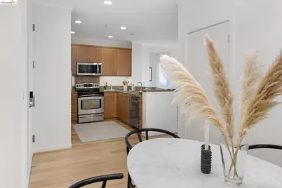 3090 Glascock St #303, Oakland, CA 94601 - Photo 25
