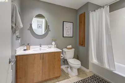 3090 Glascock St #303, Oakland, CA 94601 - Photo 39