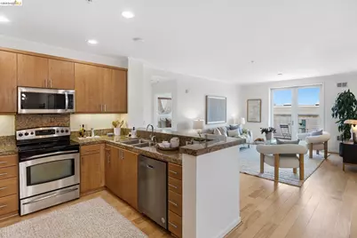 3090 Glascock St #303, Oakland, CA 94601 - Photo 1