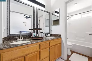 215 Shadow Hill Cir, Pittsburg, CA 94565 - Photo 17