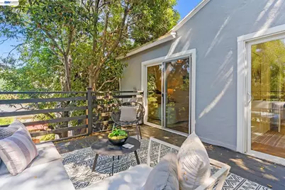 3851 Madrone Ave, Oakland, CA 94619 - Photo 21
